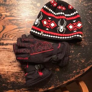 Spider gloves and hat set